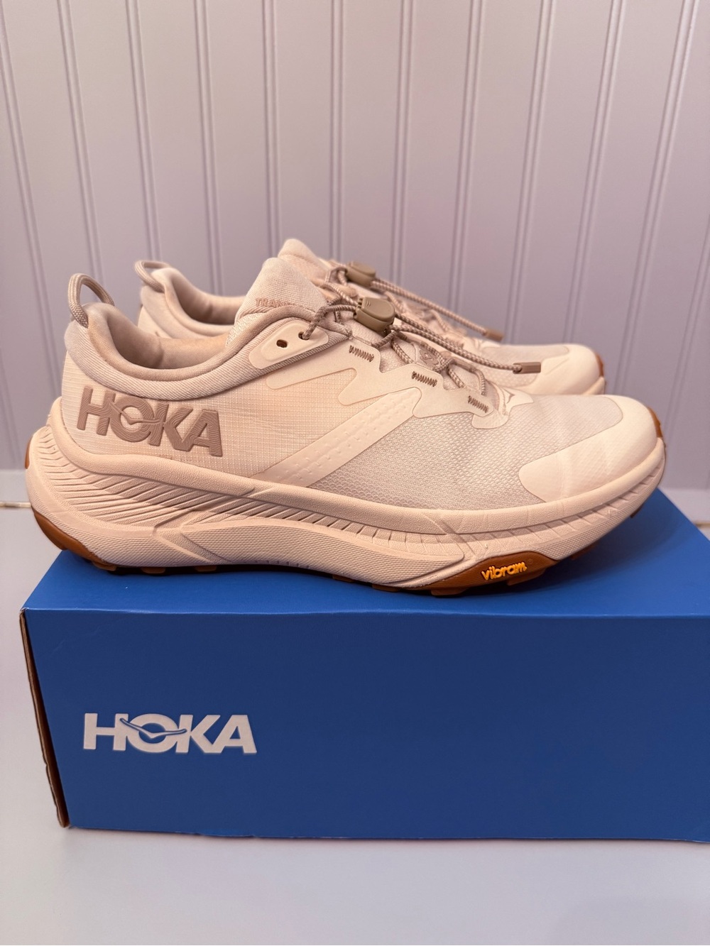 Hoka Transport